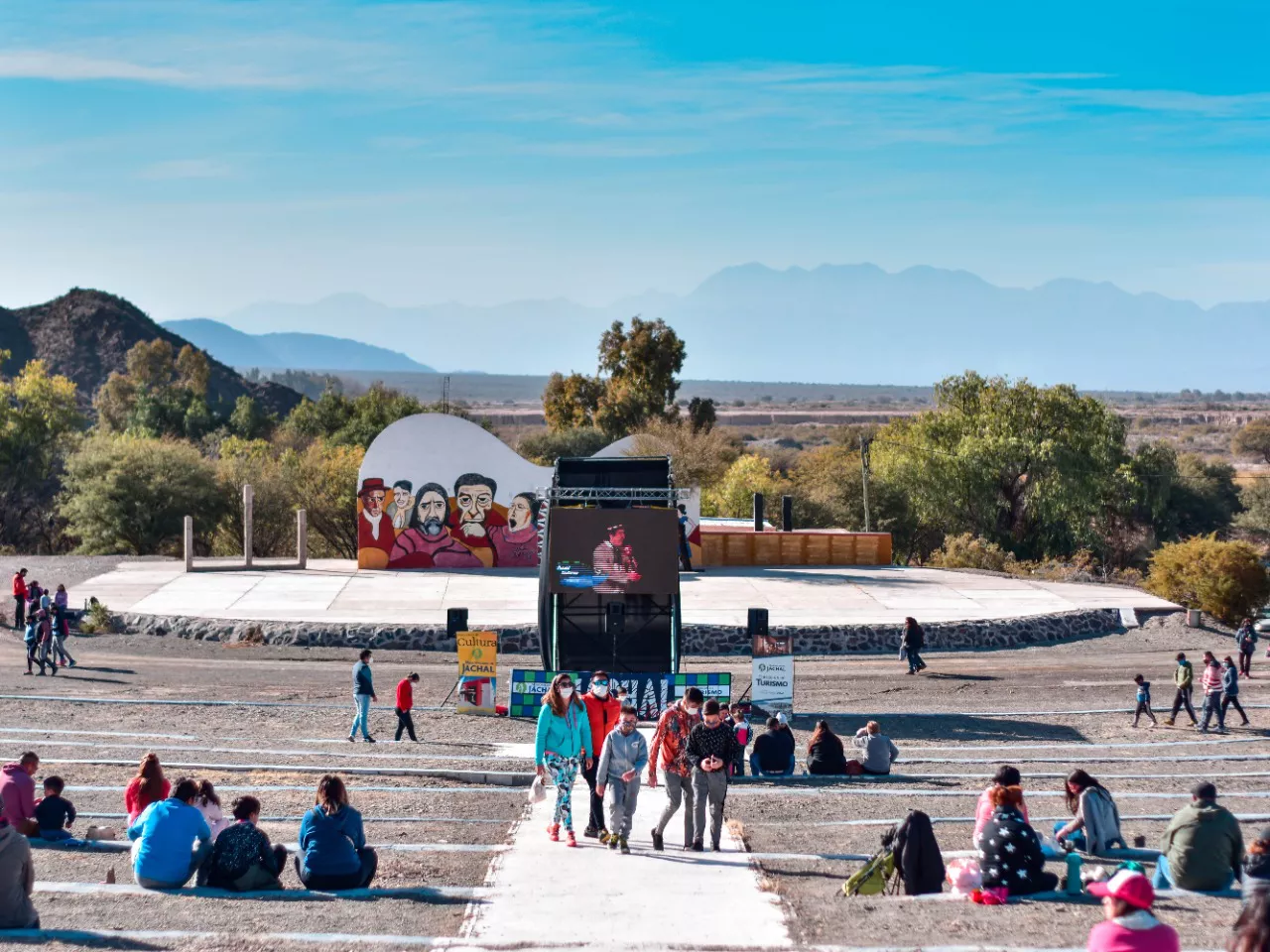 artesanos feria artesanal jachal123