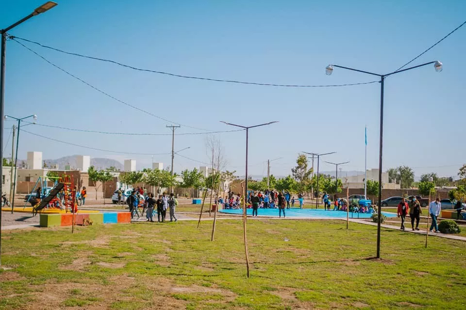 plaza rivadavia la bebida