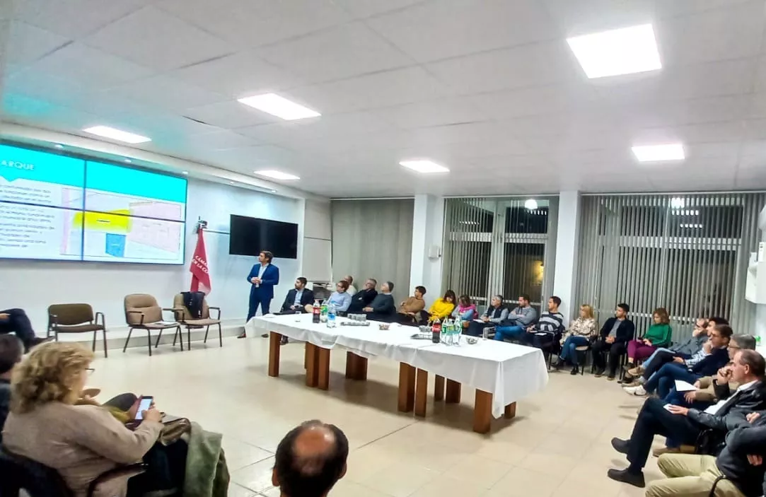 reunion empresarios capitañ