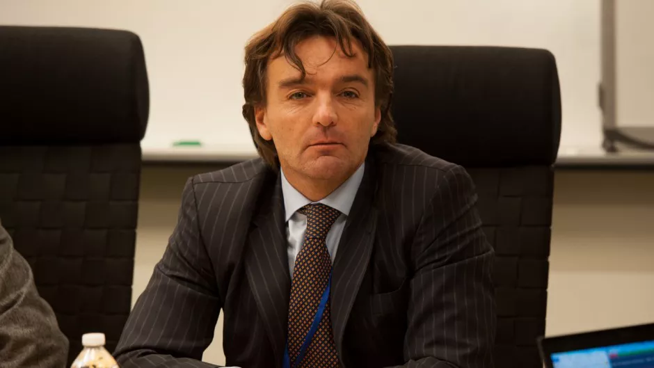 cosentino cnv echado