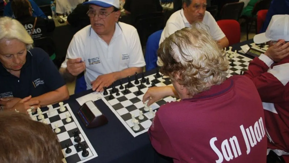 abuelos juegos evita