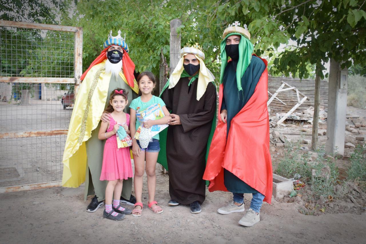 Los Reyes Magos Llevaron Alegría Y Magia A Los Chicos De Pocito 