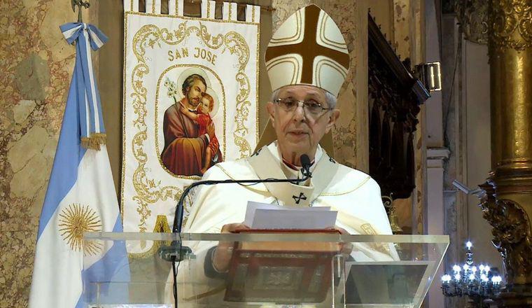 poli iglesia tedeum 25 de mayo