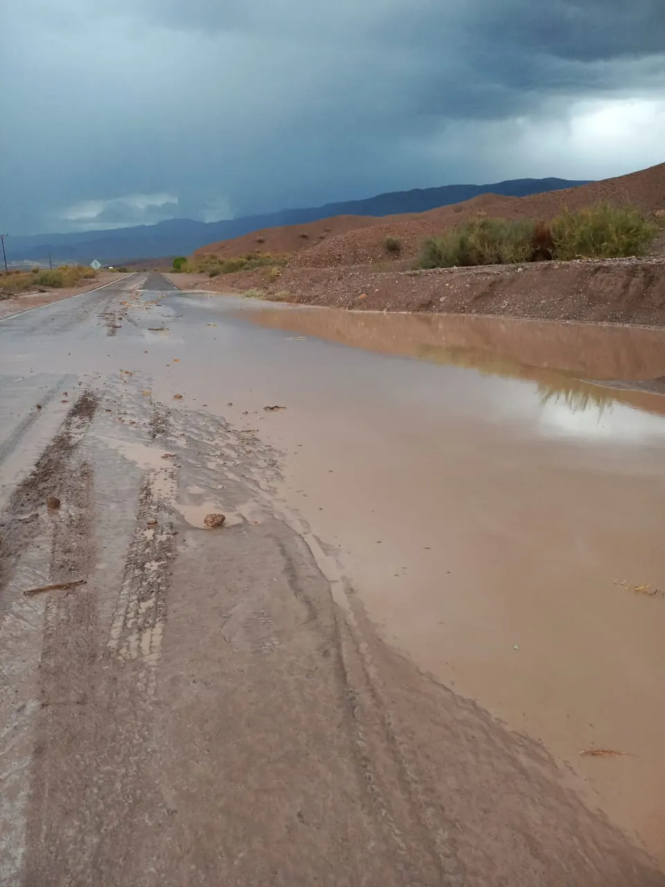 corte ruta alud agua lluvias calingasta 