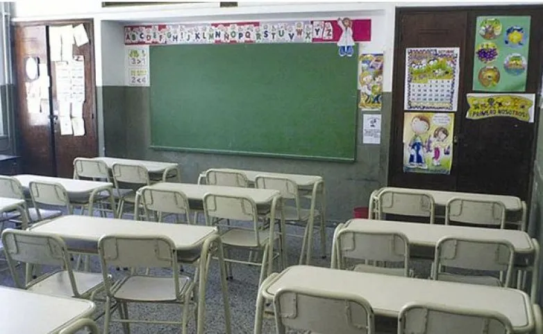 b2c17418384f27787847b1710166537f_L