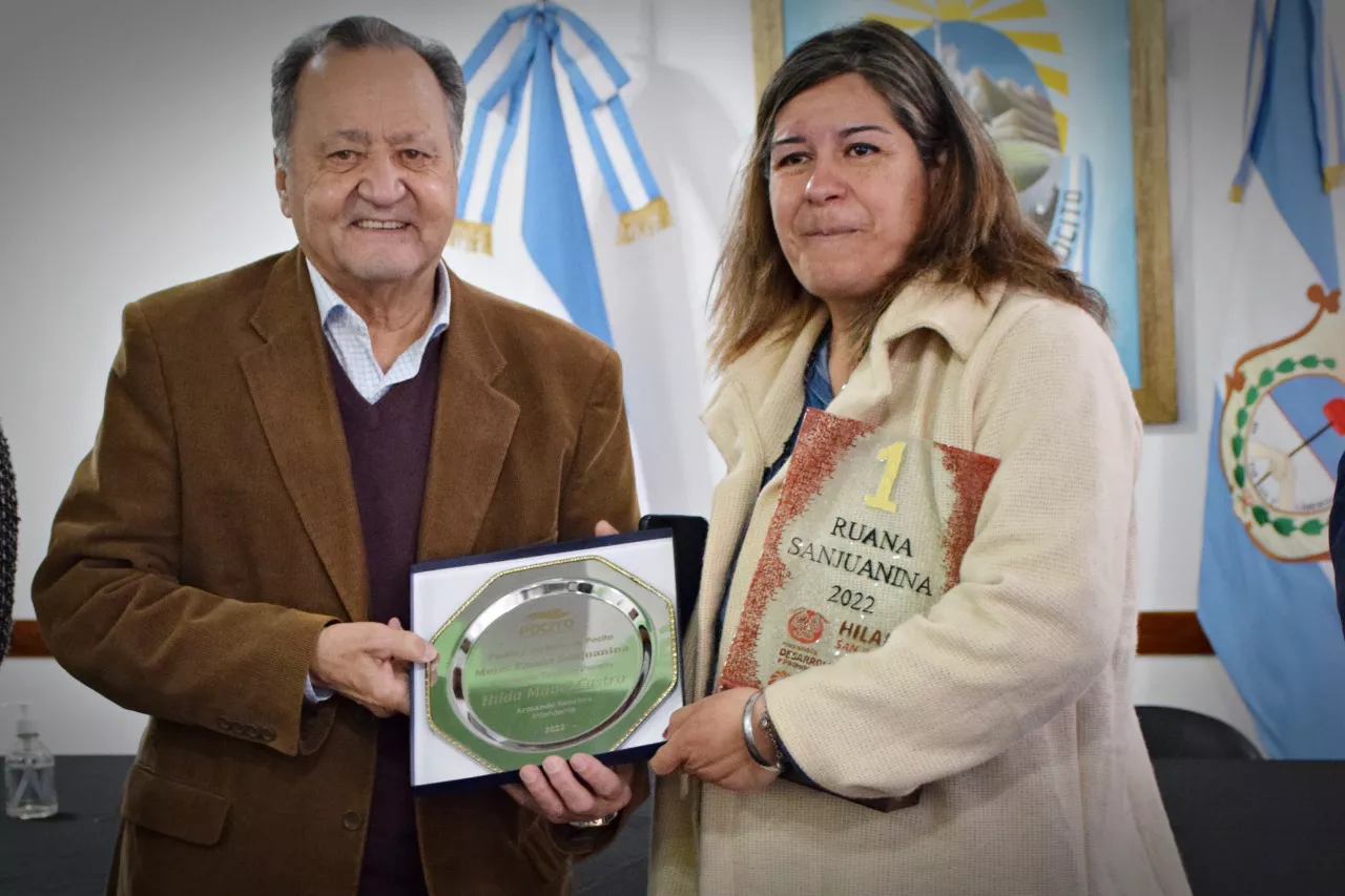 ruana sanjuanina pocito armando sanchez