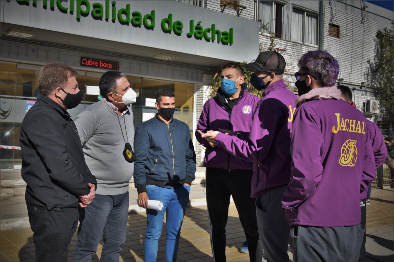 miguel vega jachal basquet