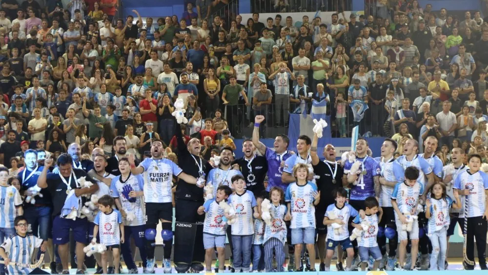 63503a03e79de303fe5bfdfc7dcf4a7f_XL