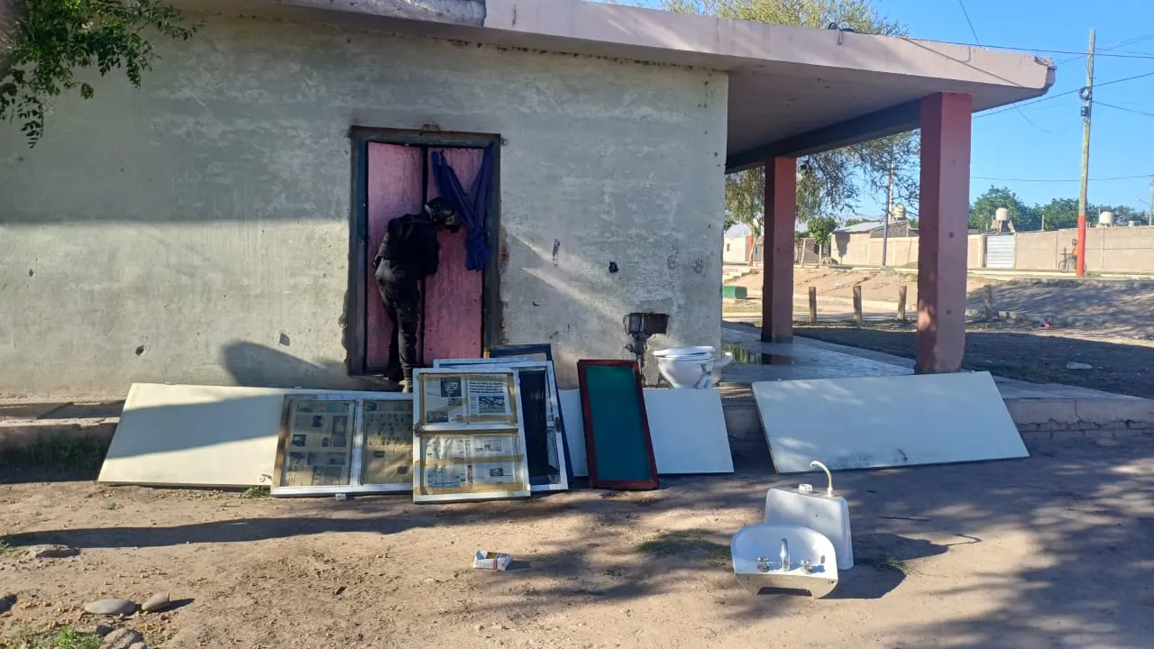 WhatsApp Image 2025-10-04 at 8.02.13 PM