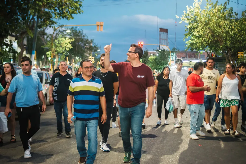 Munisaga Rawson saluda comercio