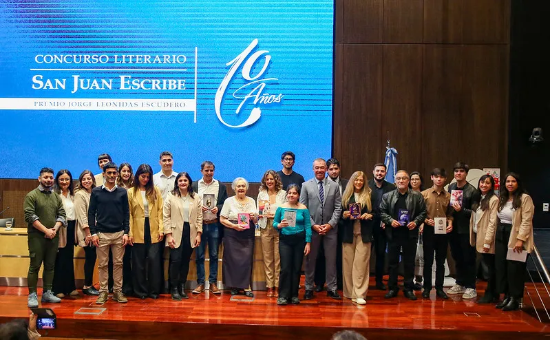 legislatura premio educacion cultura - fabian martin