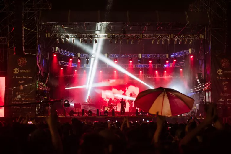 fab6b21977cb82c5deb216b6d214e526_L