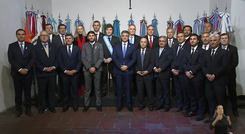 gobernadores milei pacto de mayo