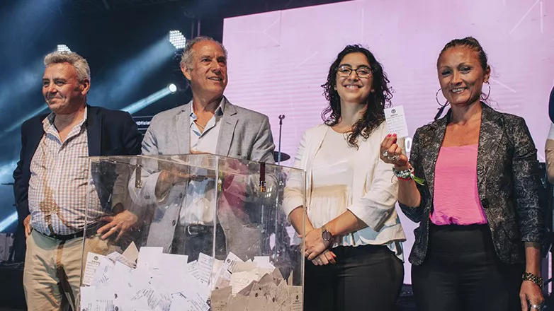 a1a91ad9a7ff2d2e8ff1a86cebd447d0_L