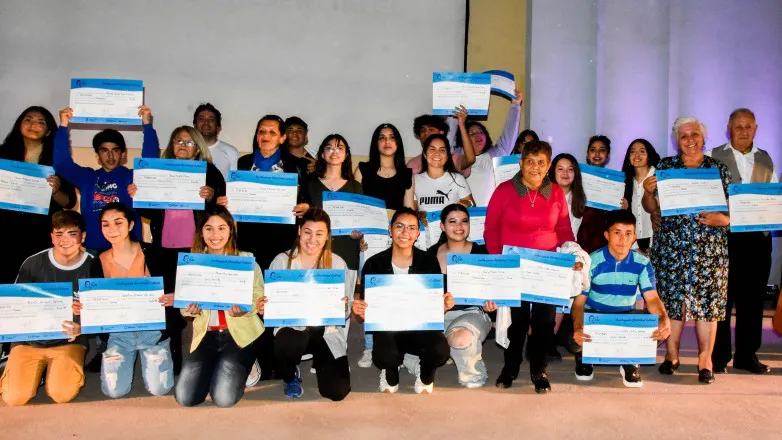 8d312fc411c043583672a620c9c93cb7_L