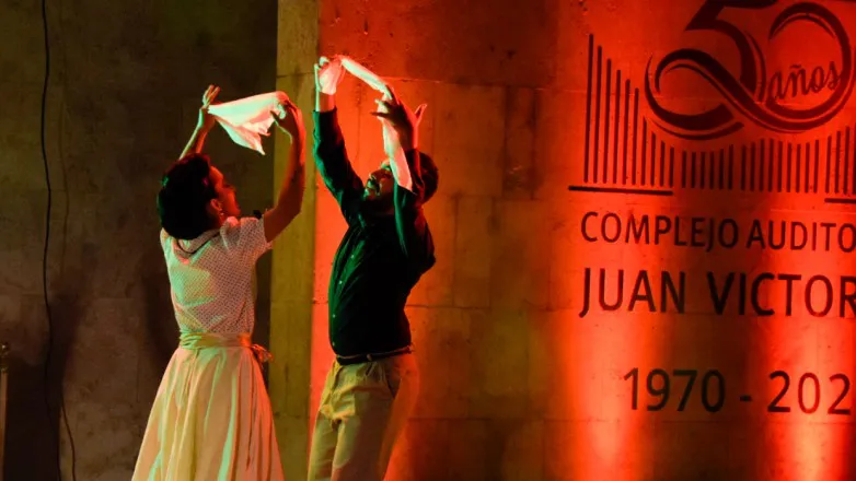 3f2f4eee1b2f628d5095e48096023762_L