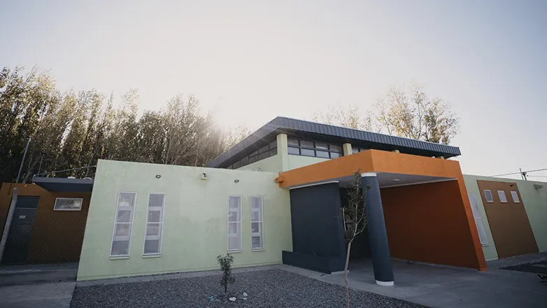 e06537f7be17762eba4ac4b648e72405_L