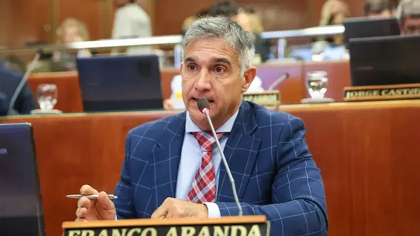 diputado franco aranda