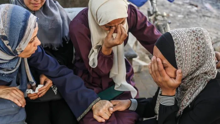 franja de gaza mujeres lloran