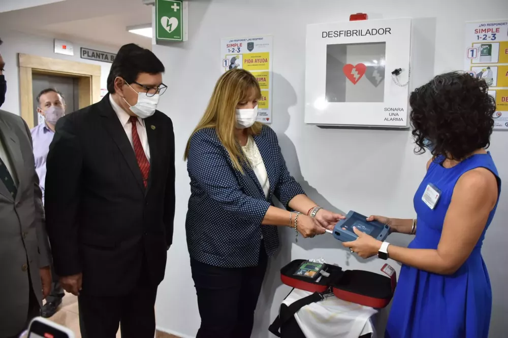 corte justicia salud desfibriladores