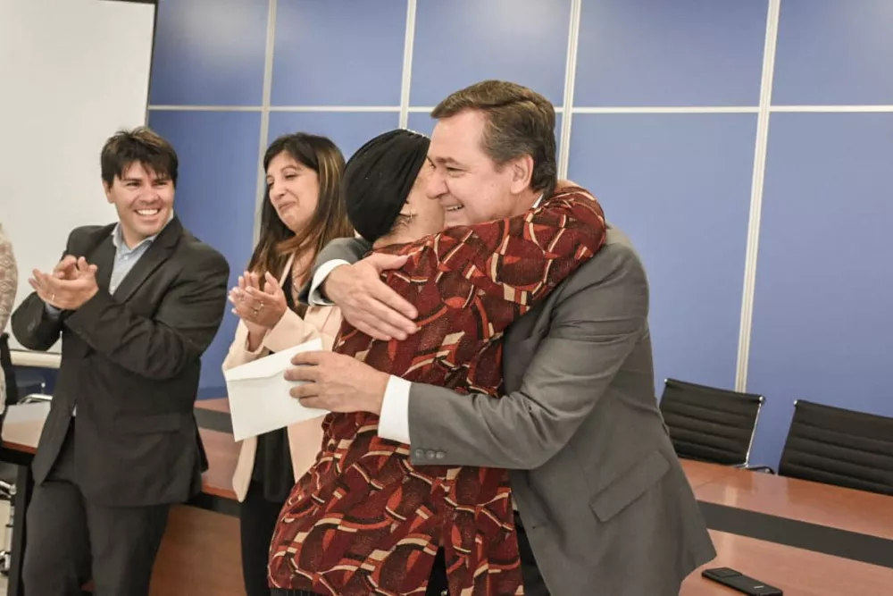 25c46f8d19f7c66a976c9eee46858d76_XL