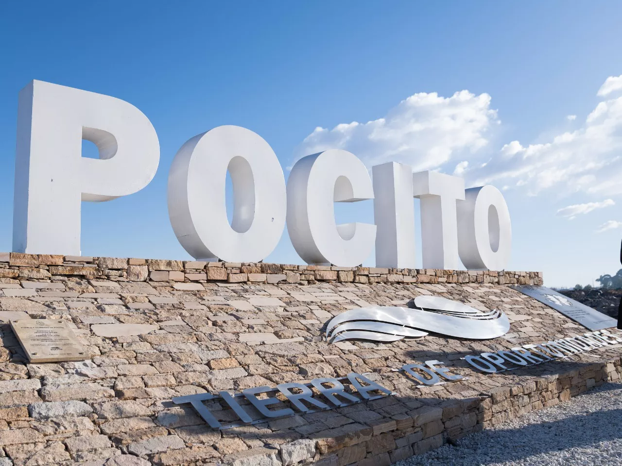 PORTAL INGRESO POCITO MALVINAS