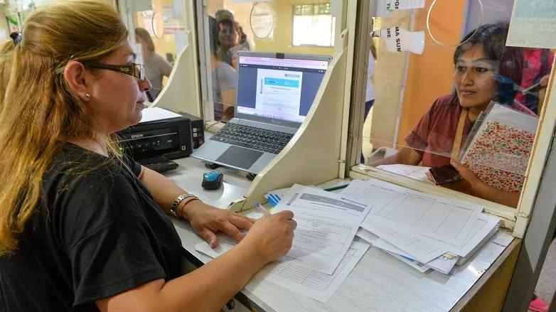 b2b75d7a7c13d9f8a9f998eaf7dc0563_L